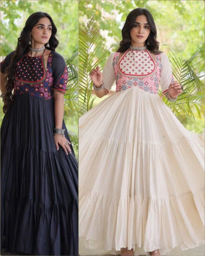 Nayra D03 • 4 Designs