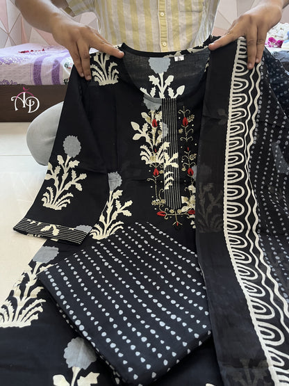 Matrut  | Floral Joy Black Straight Suit