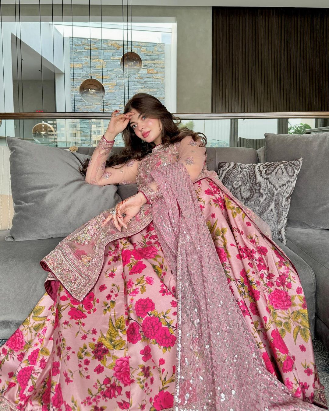 Matrut  |  Roop Net Pink Gown