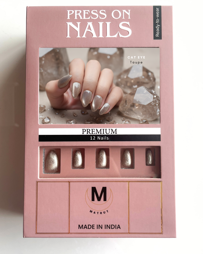 Matrut | [SOFT BLUSH & CAT EYE] - Ready-To-Wear Nails Combo Set