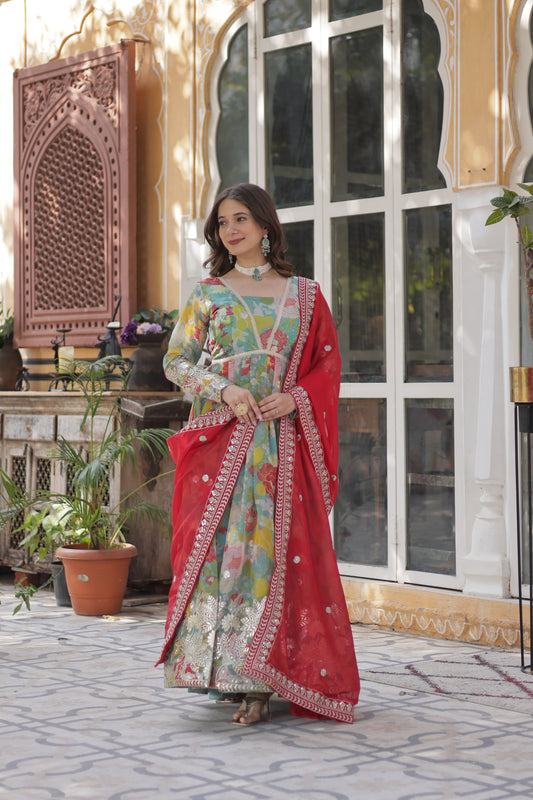 Matrut | Foil Finesse Red-Green Gown