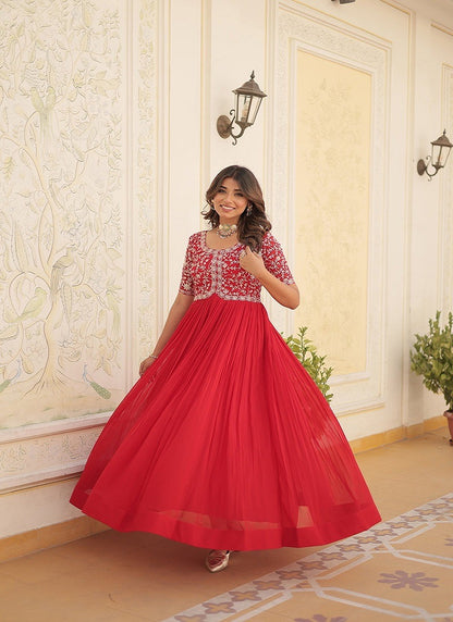 Matrut | Shubhi Red Gown