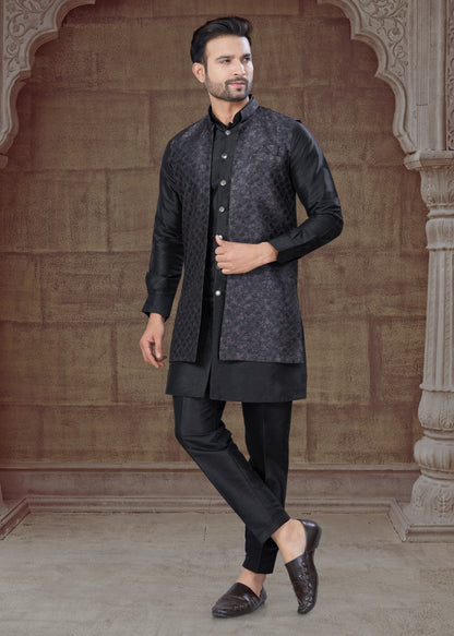Matrut | Urban Threads Black Kurta Set