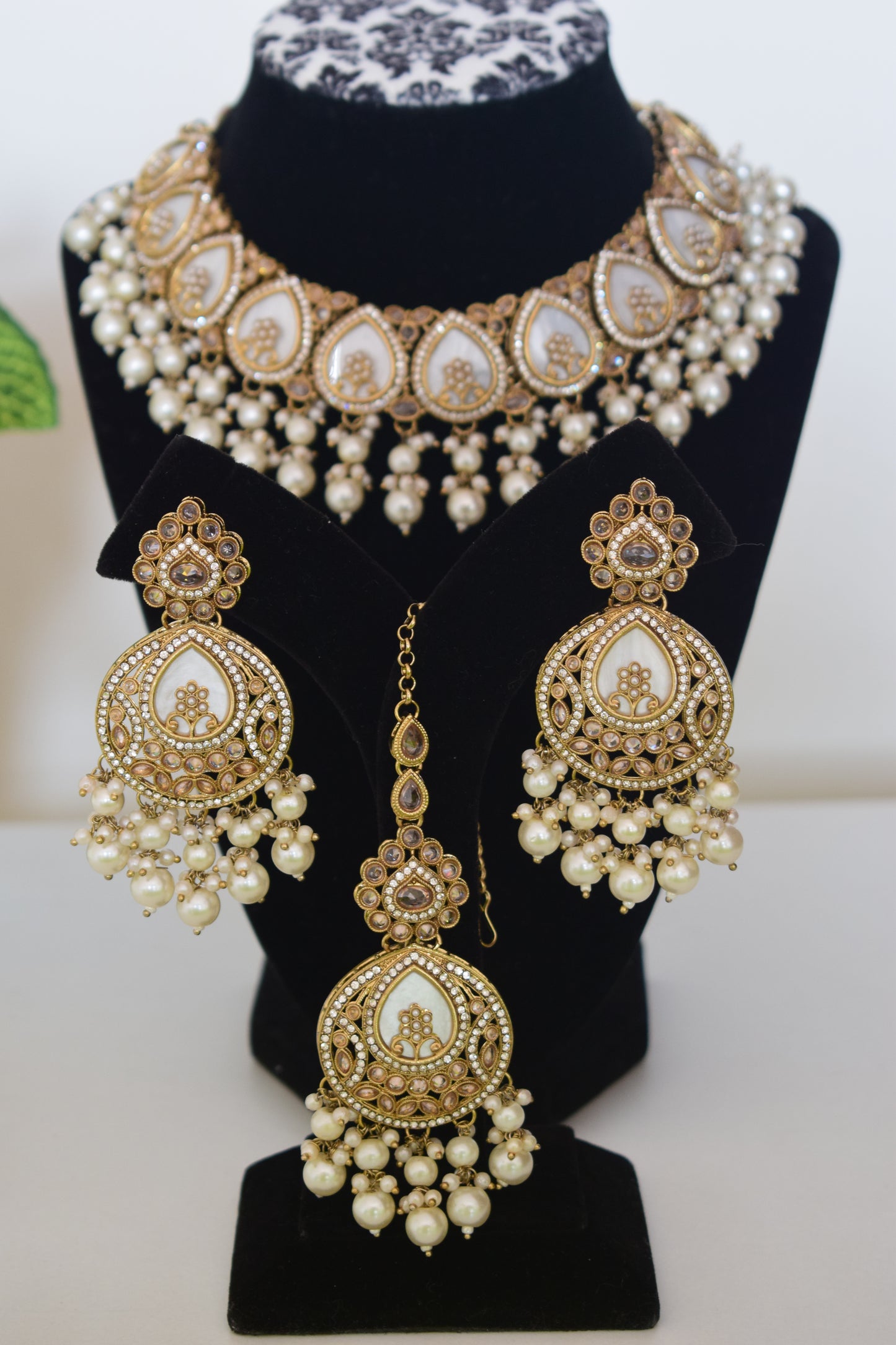 Matrut | Ethnic Necklace Set - M381