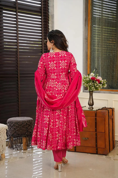 Matrut | Pehchan Rani Pink Anarkali Suit