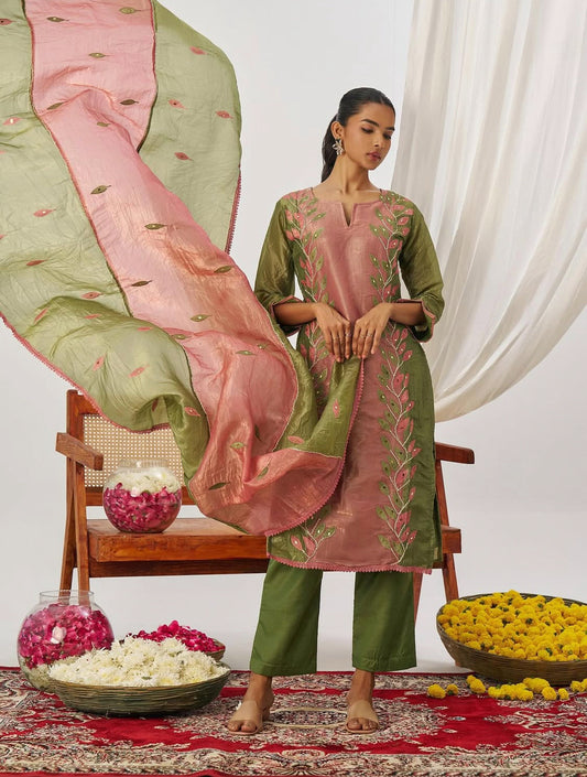 Matrut  | Phool Pink-Green Straight Suit