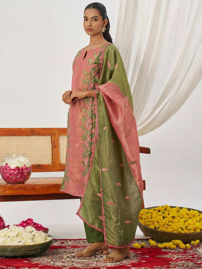 Matrut  | Phool Pink-Green Straight Suit