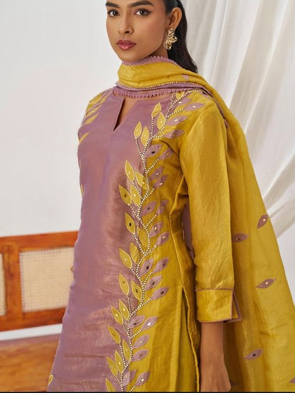 Matrut  | Phool Lavender-Yellow Straight Suit