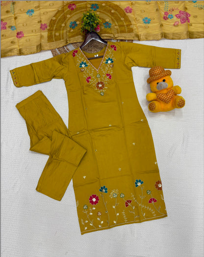 Matrut  | Vaynam Mustard Straight Suit