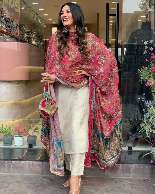 Matrut  | Bloome Luxe Beige Straight Suit