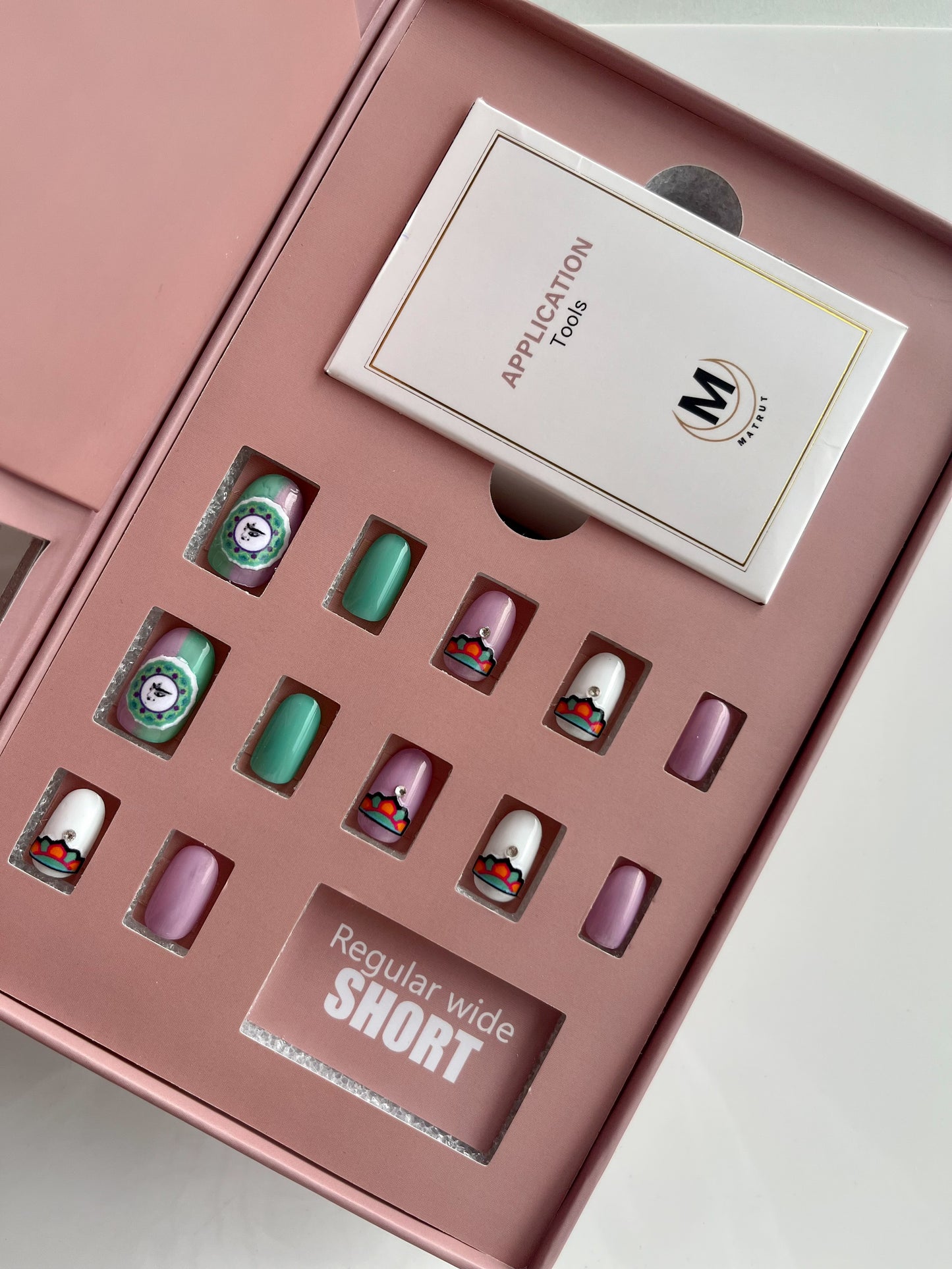 Matrut | Ready-To-Wear Nails - GARBA GLAM K-003