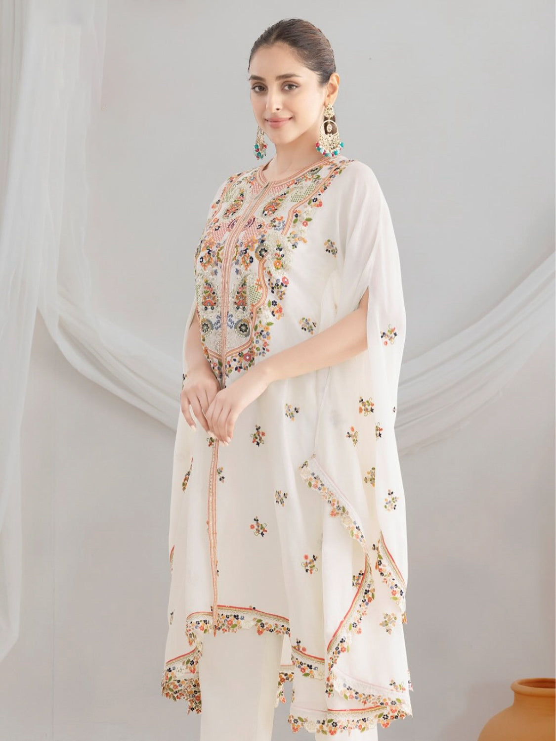 Matrut  | Paaro White Co-ord Set