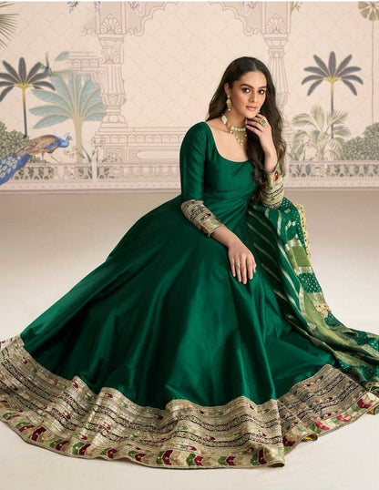 Matrut |  Roshni Bottle Green Gown
