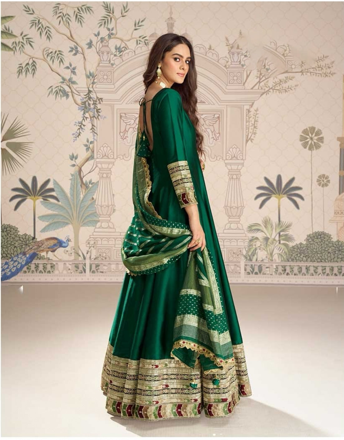 Matrut |  Roshni Bottle Green Gown