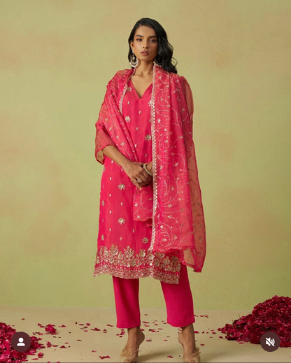Matrut  | Love Flame Pink Suit