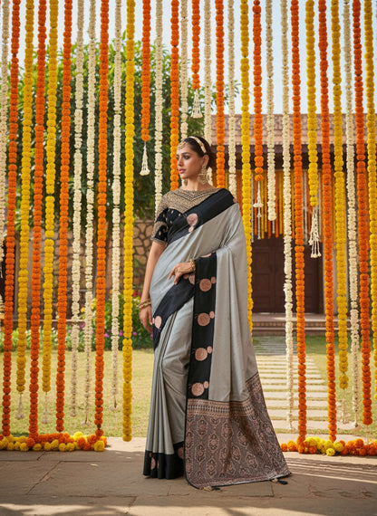 Matrut | Kalki Grey-Black Saree