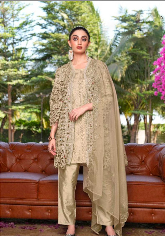Matrut  | Butterfly Beige Straight Suit