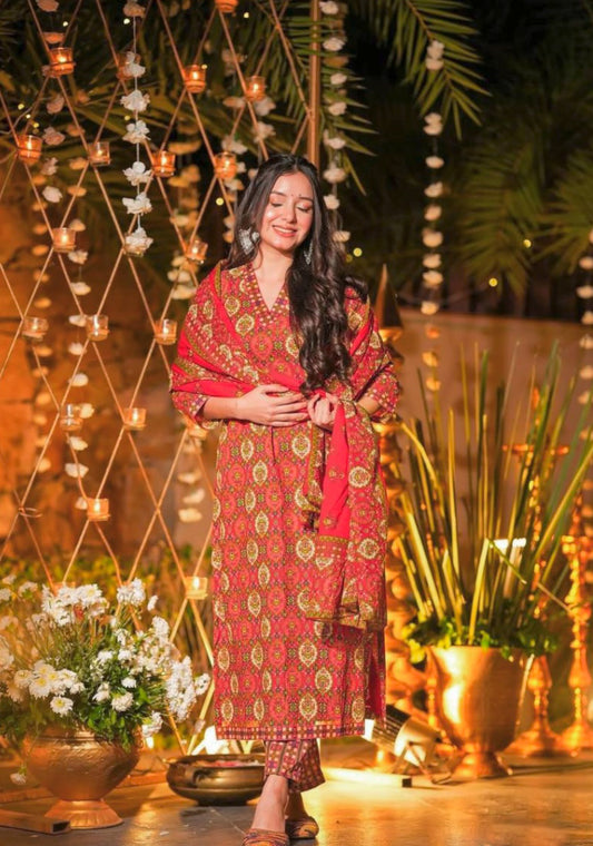 Matrut | Pranali Coral Red Straight Suit