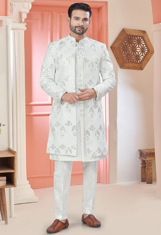 Matrut | King's Kutch White Kurta Set