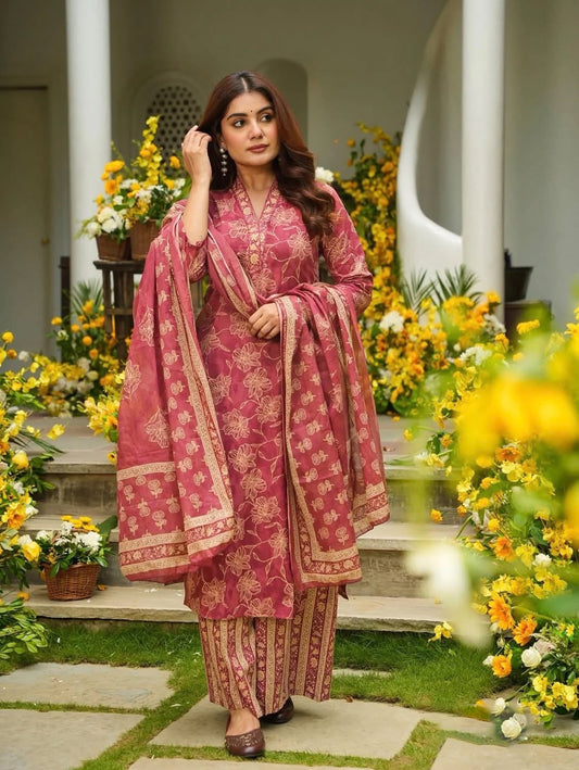 Matrut | Pranali Pink Straight Suit