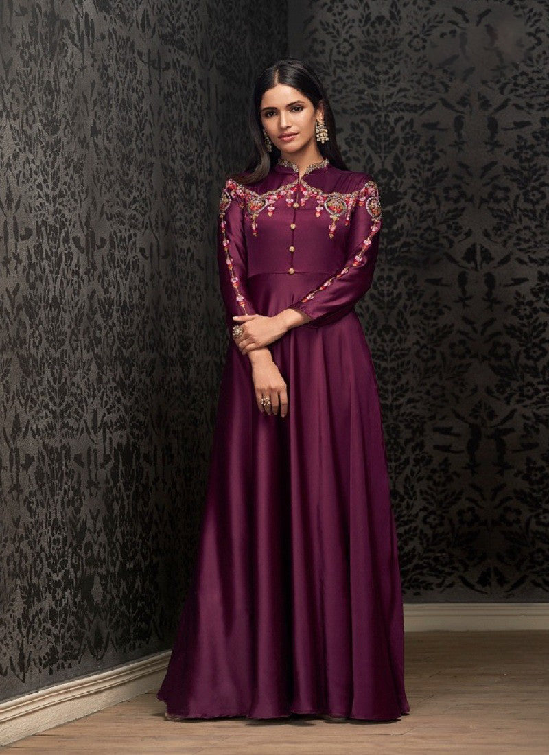 Matrut | Sara Silque Wine Gown