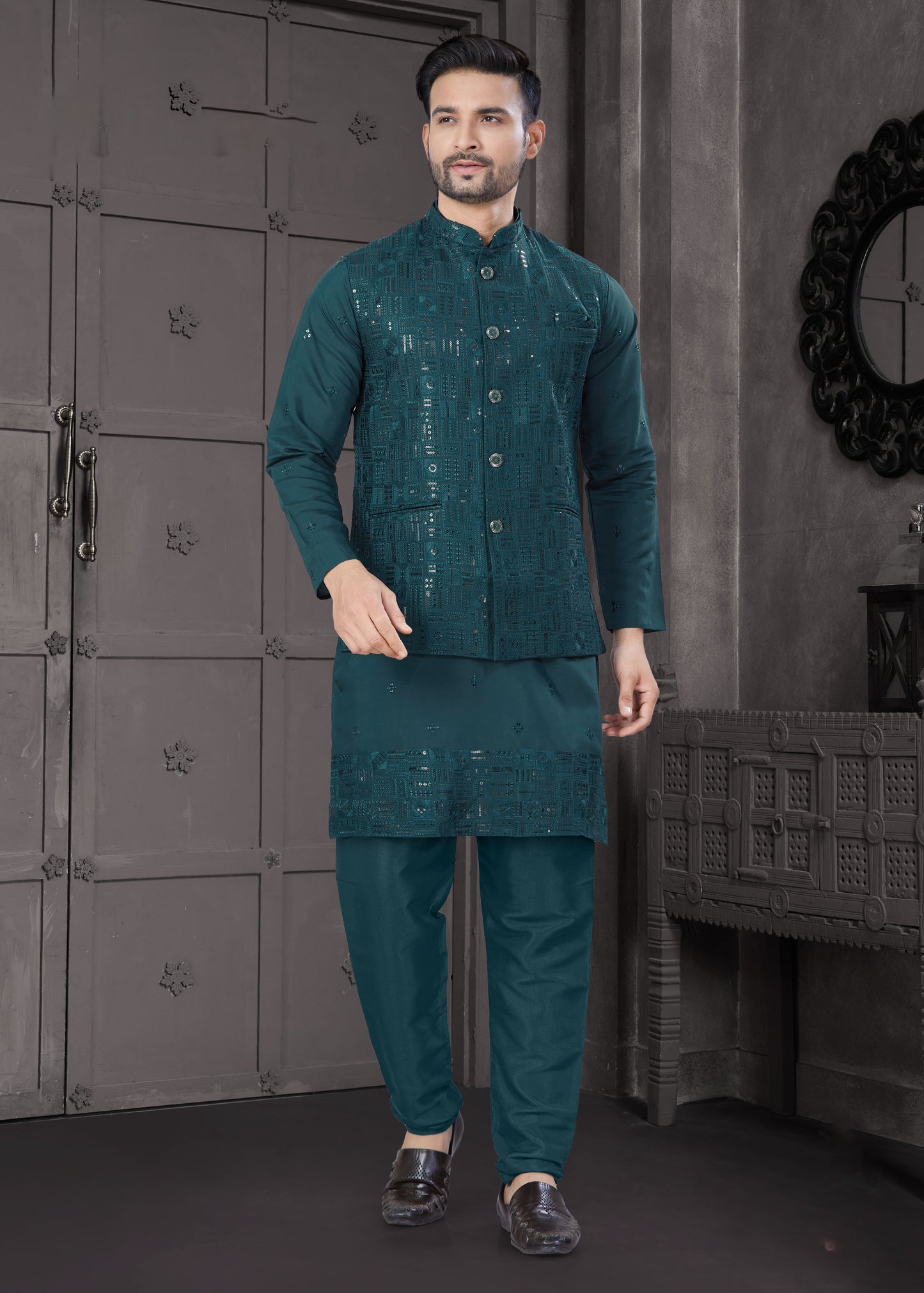 Matrut | Pehraav Peacock Kurta Set