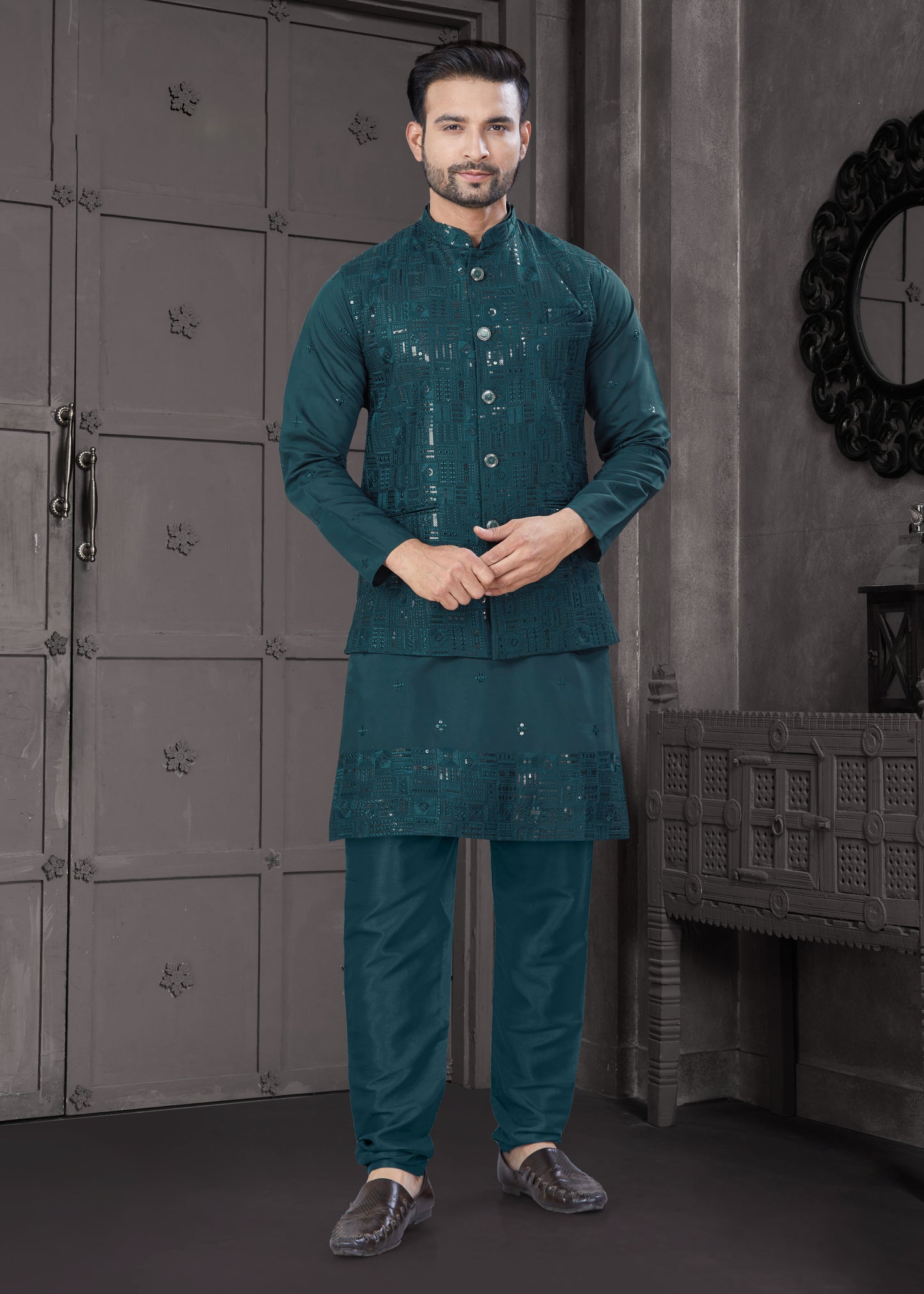 Matrut | Pehraav Peacock Kurta Set