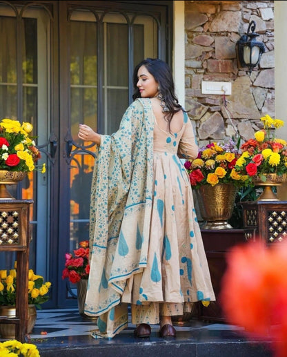 Sukoon Cream Anarkali Suit