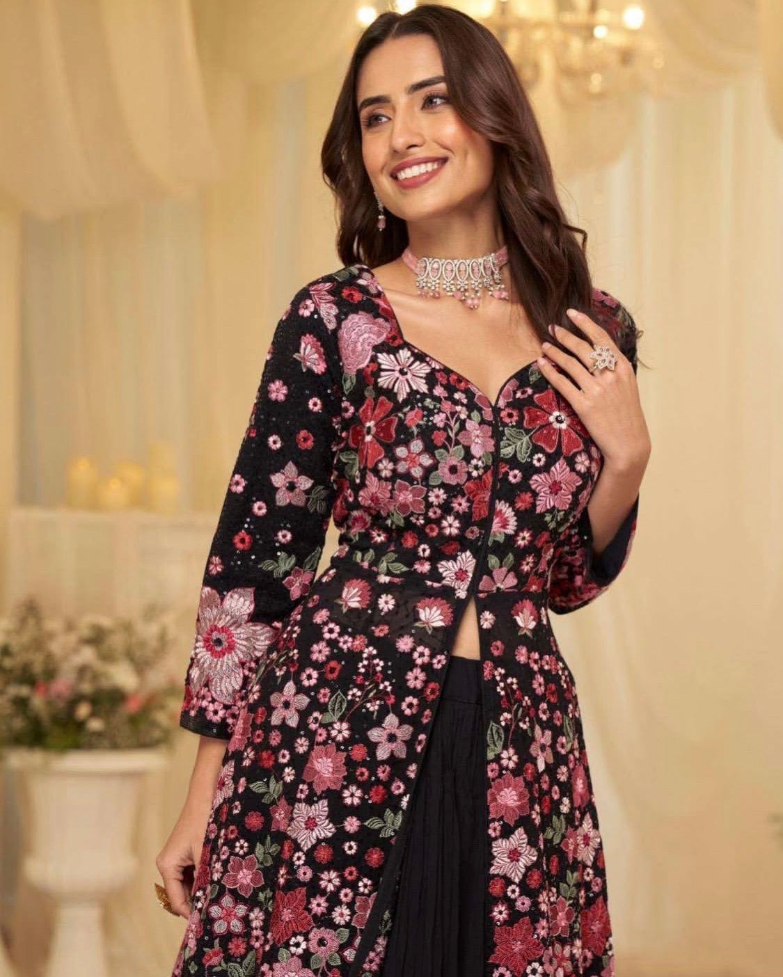 Matrut | Roop Black Gown