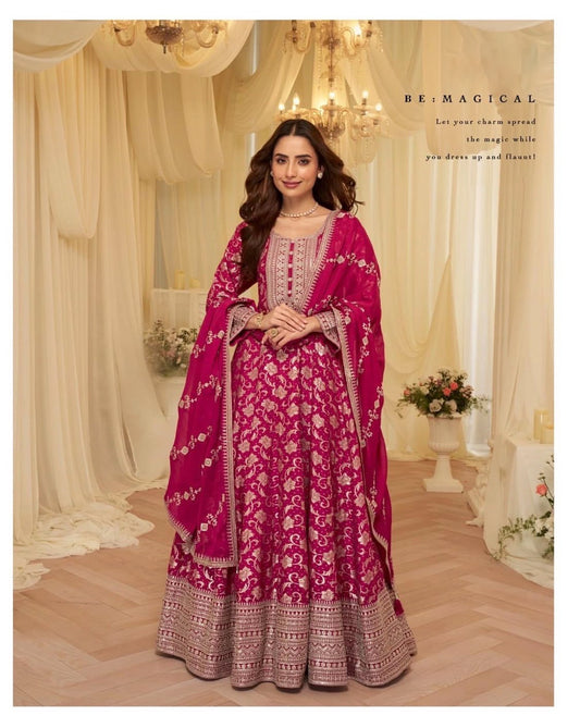 Matrut | Aaradhana Rani Pink Gown