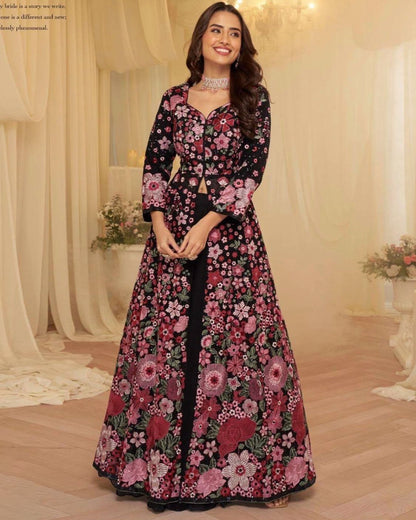 Matrut | Roop Black Gown