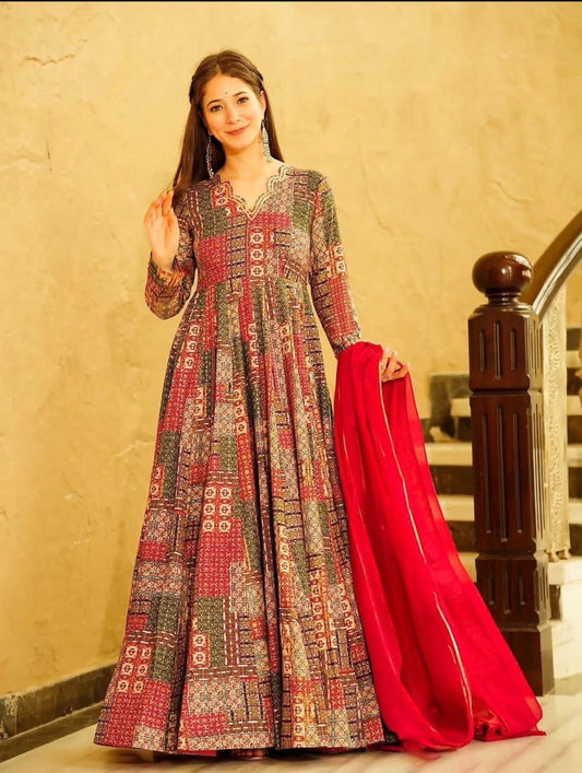 Matrut | Riddhi Red Gown