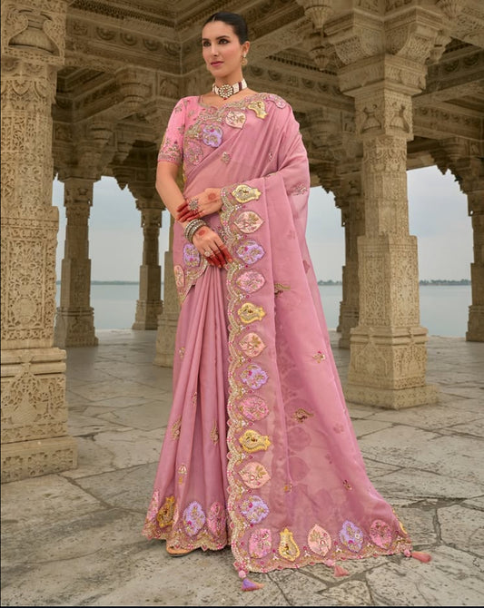 Matrut |  Crown Weaves Pink Saree