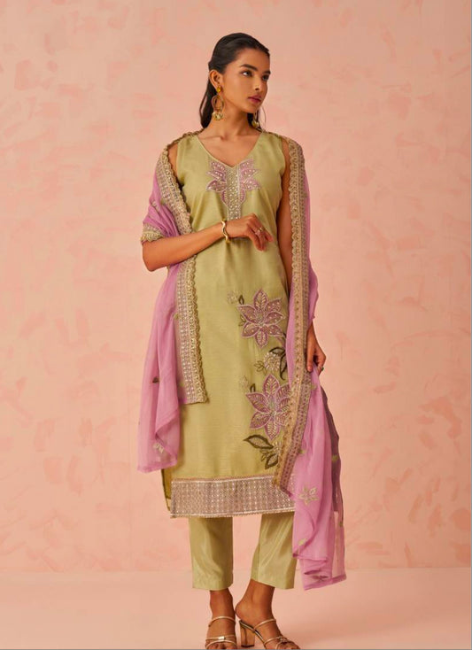 Matrut  | Raag Pista Green Straight Suit