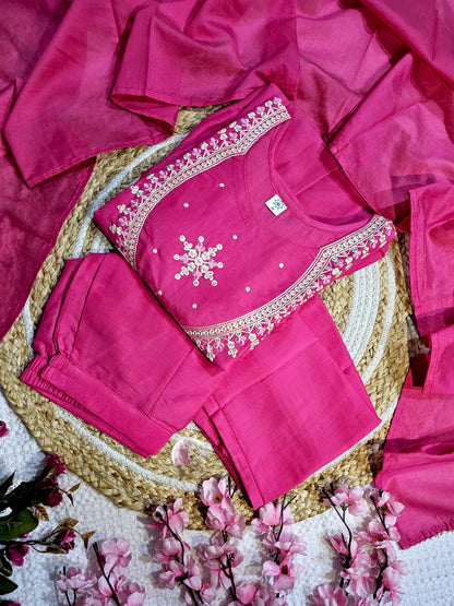 Matrut  | Harini Hot Pink Anarkali Suit
