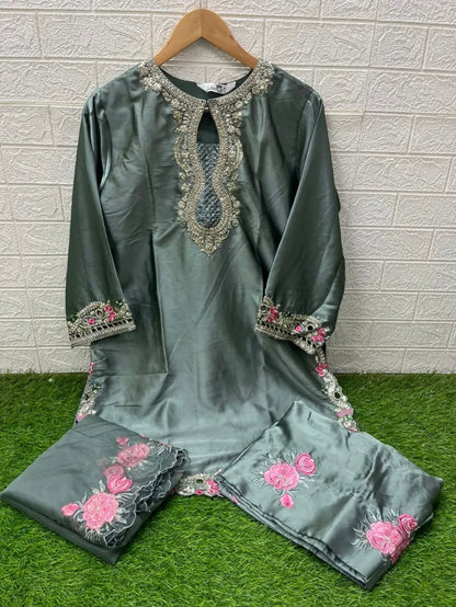 Matrut  | Jashan Green Straight Suit