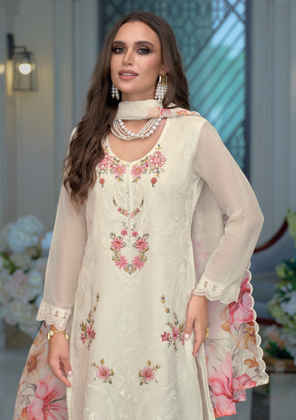 Matrut  | Erina White Straight Suit
