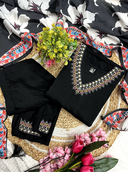 Matrut | Charoo Black Suit