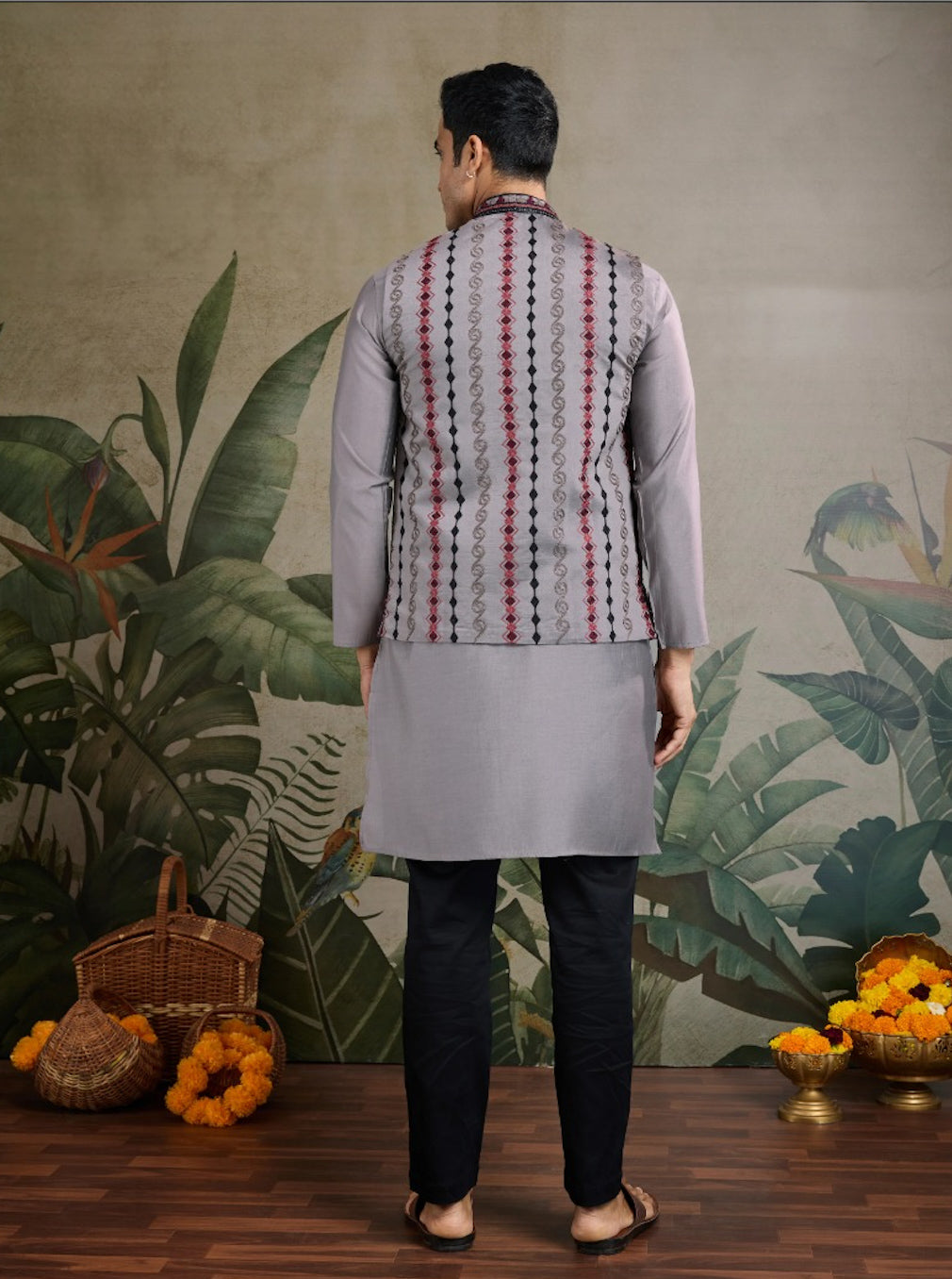 Matrut | Rajwada Grey Kurta Set