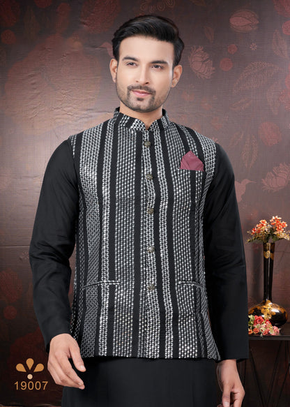 Matrut | Rangroot Black Kurta Set