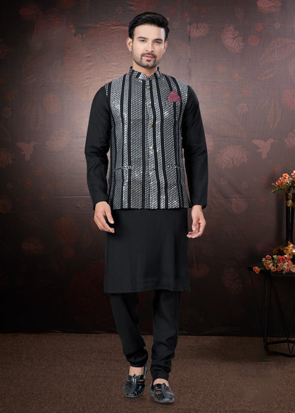 Matrut | Rangroot Black Kurta Set