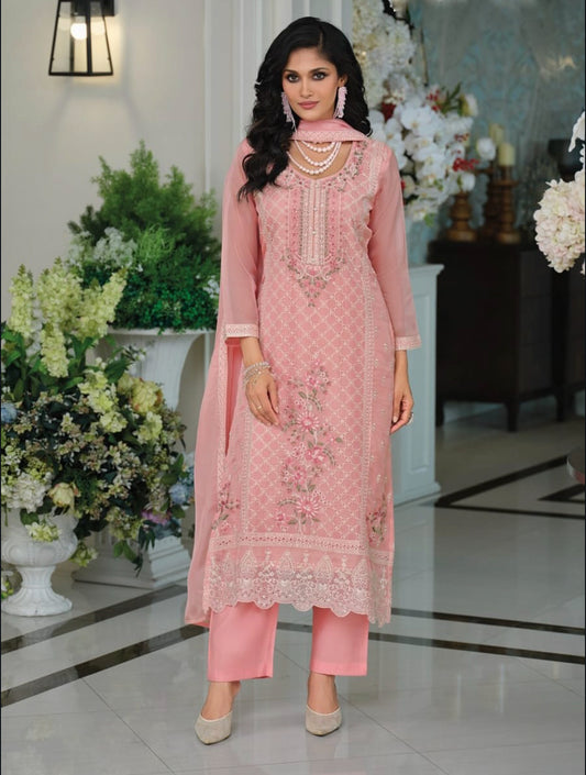 Matrut  | Raabta Pink Straight Suit