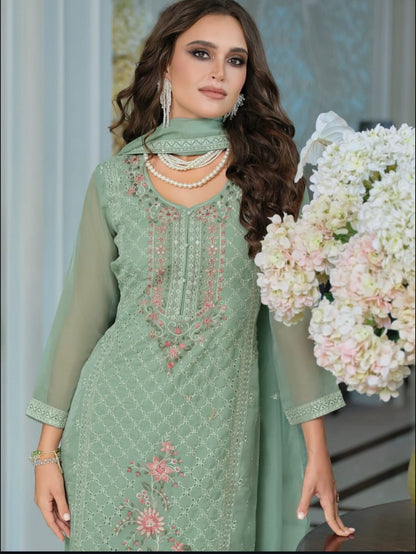 Matrut  | Raabta Sea Green Straight Suit