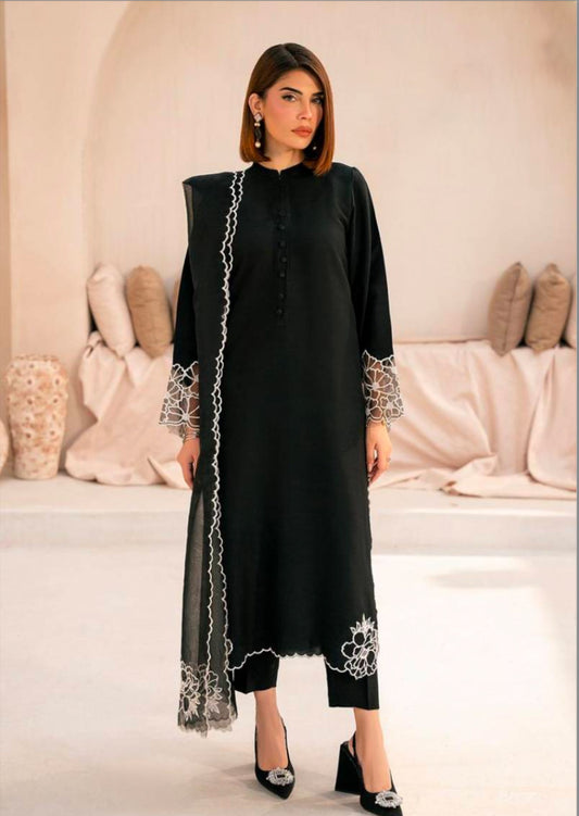 Matrut  | Sush Black Straight Suit