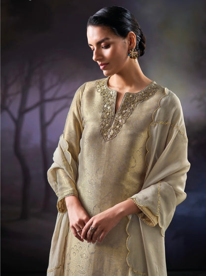 Matrut  | Nida Soft Gold Straight Suit