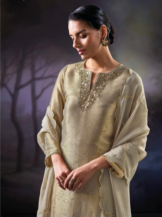 Matrut  | Nida Soft Gold Straight Suit