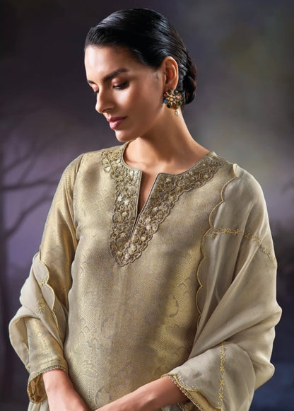 Matrut  | Nida Soft Gold Straight Suit
