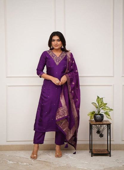Matrut | Anvaya Purple Straight Suit