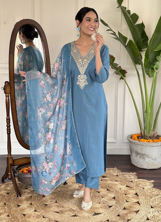 Matrut  | Padmika Livid Straight Suit