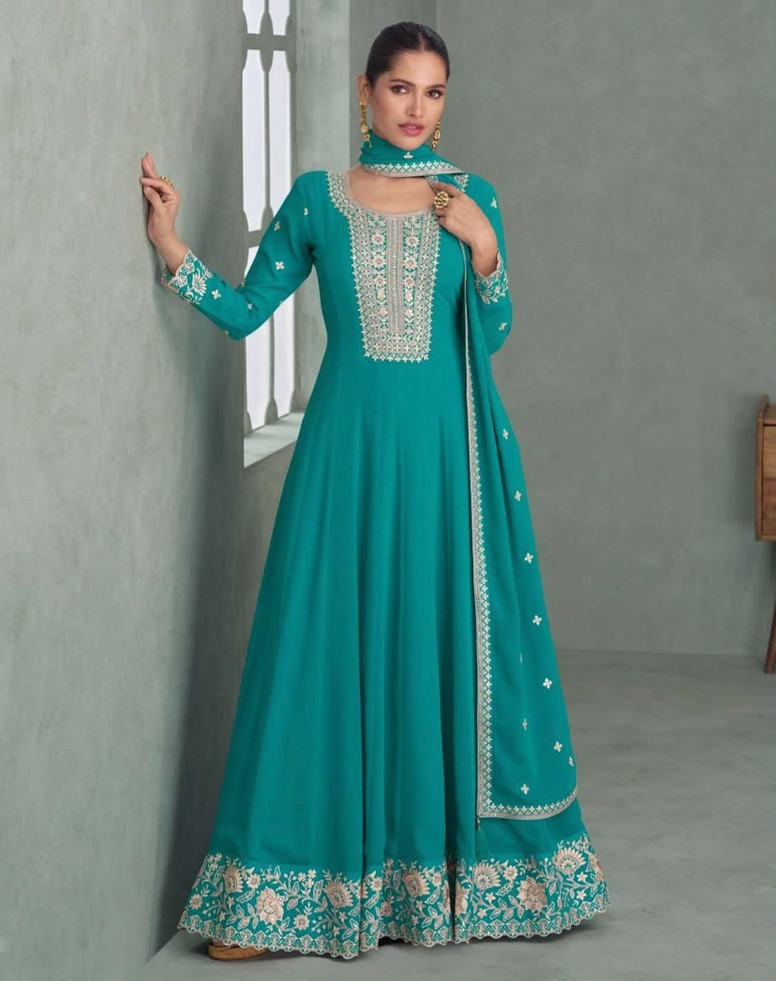 Matrut | Purva Blue Gown